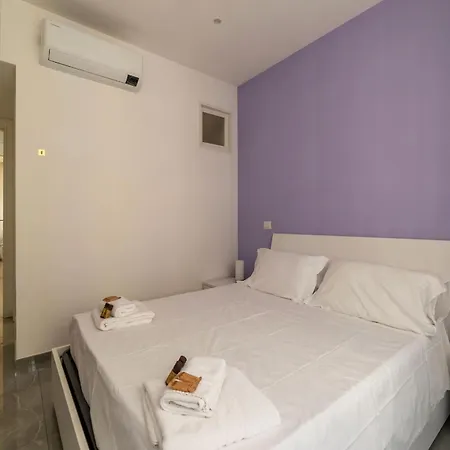 Appartamento Joivy Delightful 3-bed Flat With Balcony *