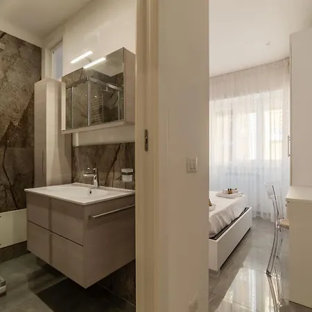 Joivy Delightful 3-bed Flat With Balcony Apartmán *