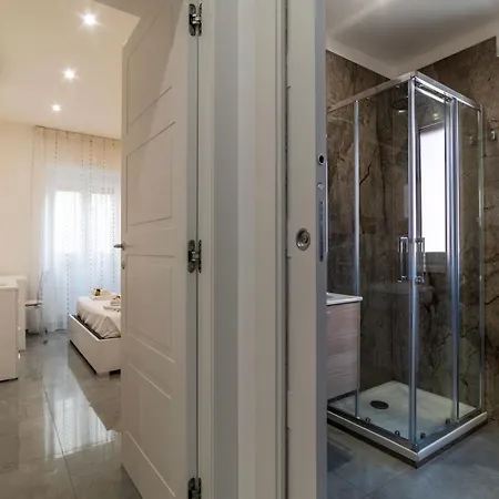 Joivy Delightful 3-bed Flat With Balcony Appartamento